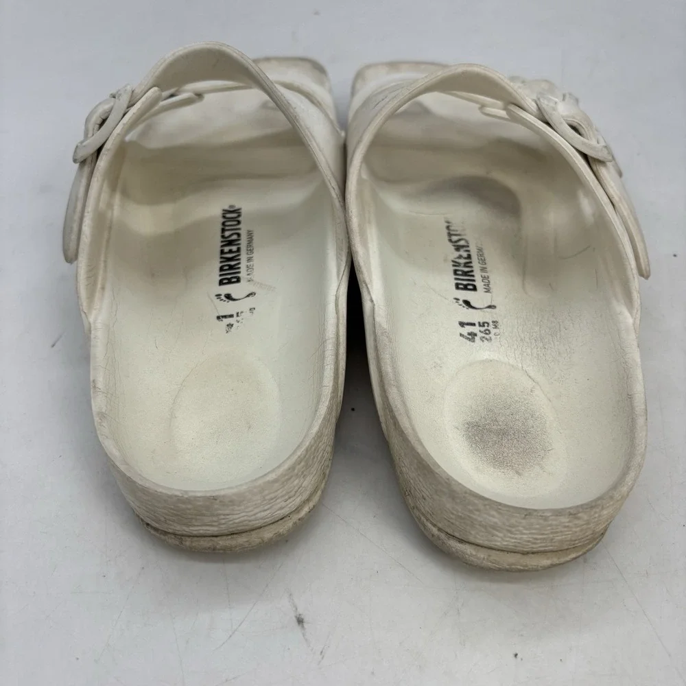 Birkenstock shop confidence